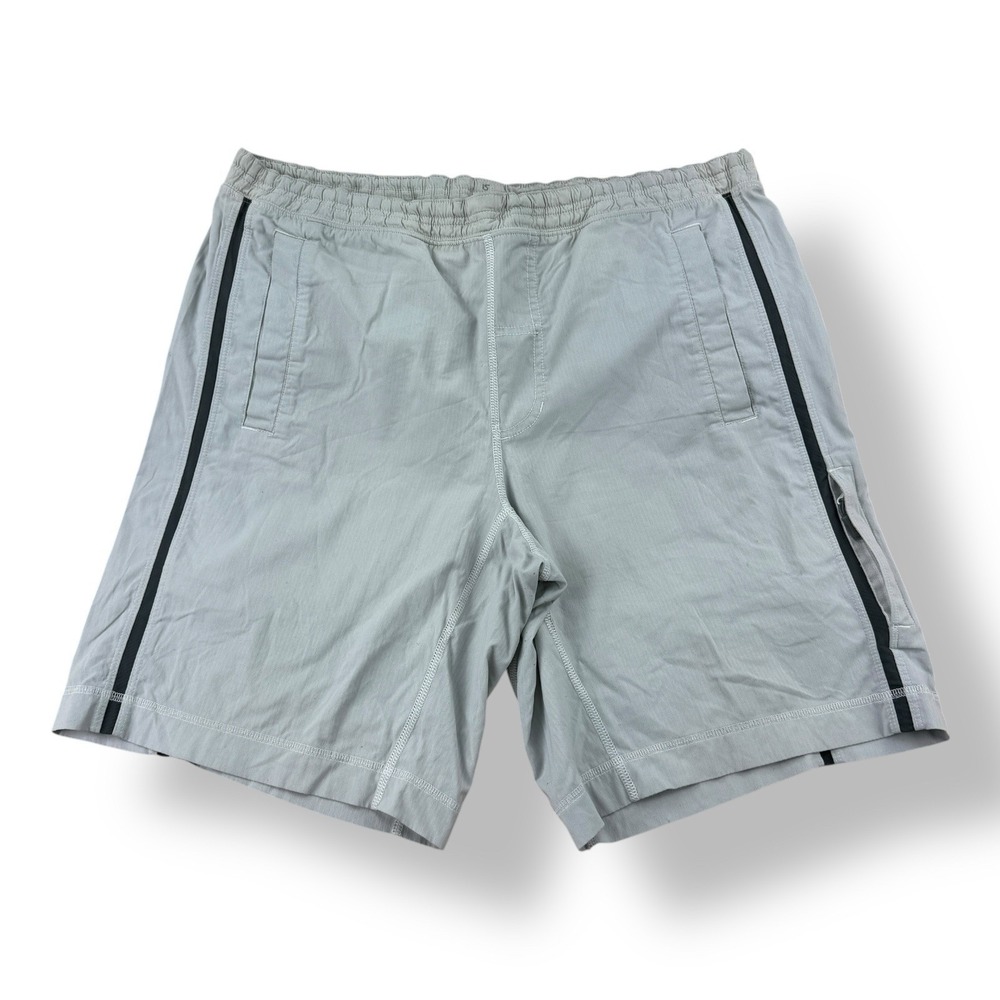 Lululemon Gray Athletic Lined Stretch Drawstring Running Shorts Men's Sz Medium
